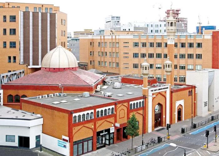 London Muslim Center completes 20 years of glory