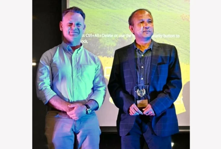 Kamal Pasha received an award for creativity in Sydney